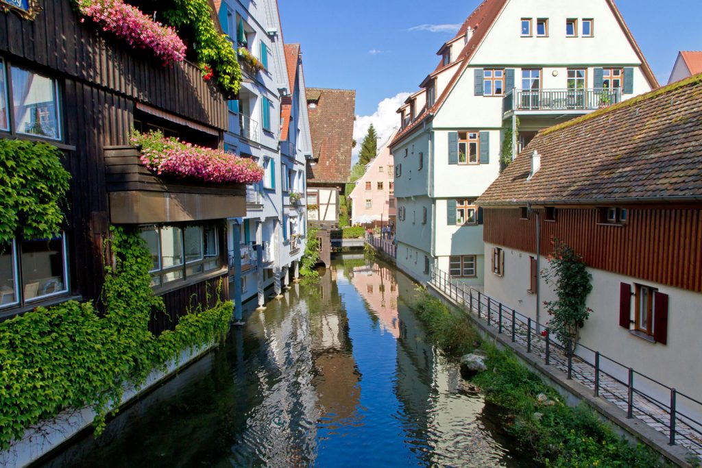 Observation bei Unterhaltsbetrug im Fischerviertel von Ulm